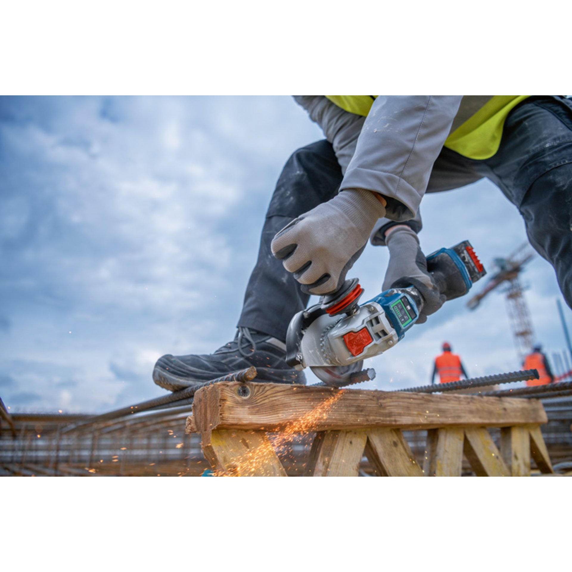 Akku-Winkelschleifer BITURBO mit X-LOCK GWX 18V-15 PSC