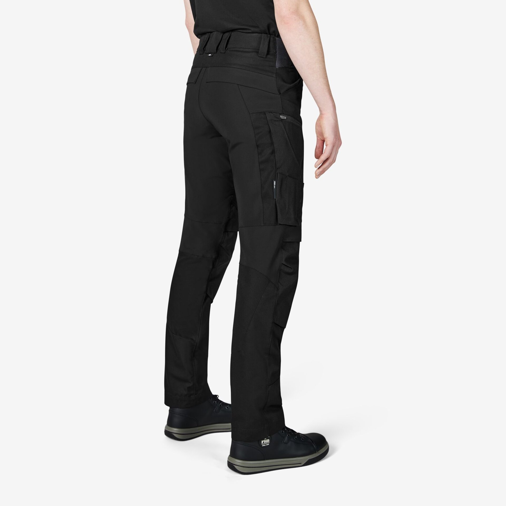 MAXI Zunfthose elastisch schwarz 42