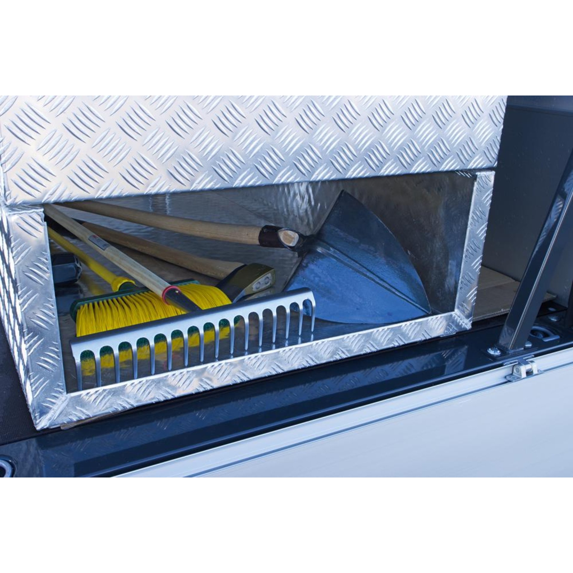Individual-Box Set 1 B1700xT800xH850mm Volumen: 1028Liter