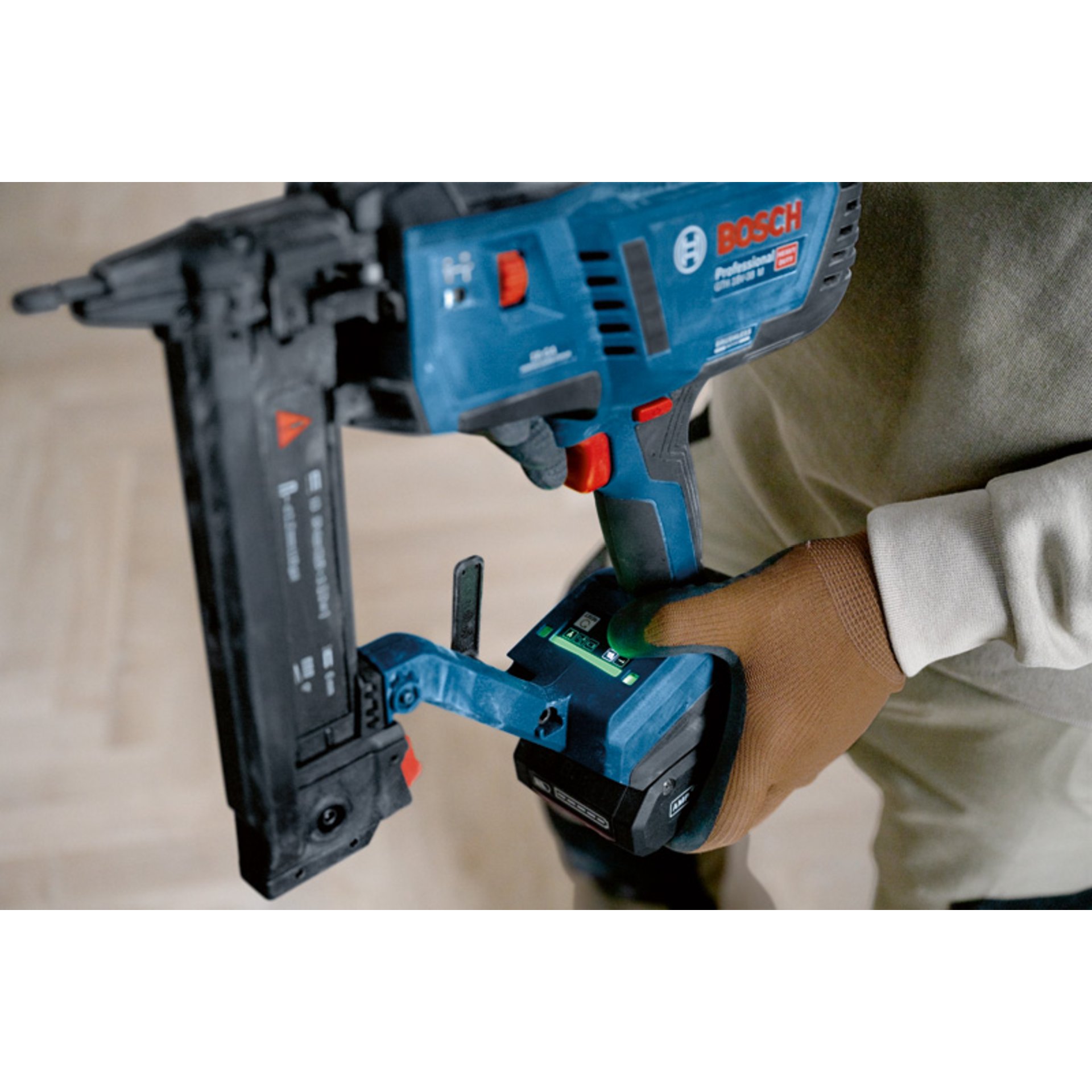 Akku-Holzklammerer GTH 18V-38 M