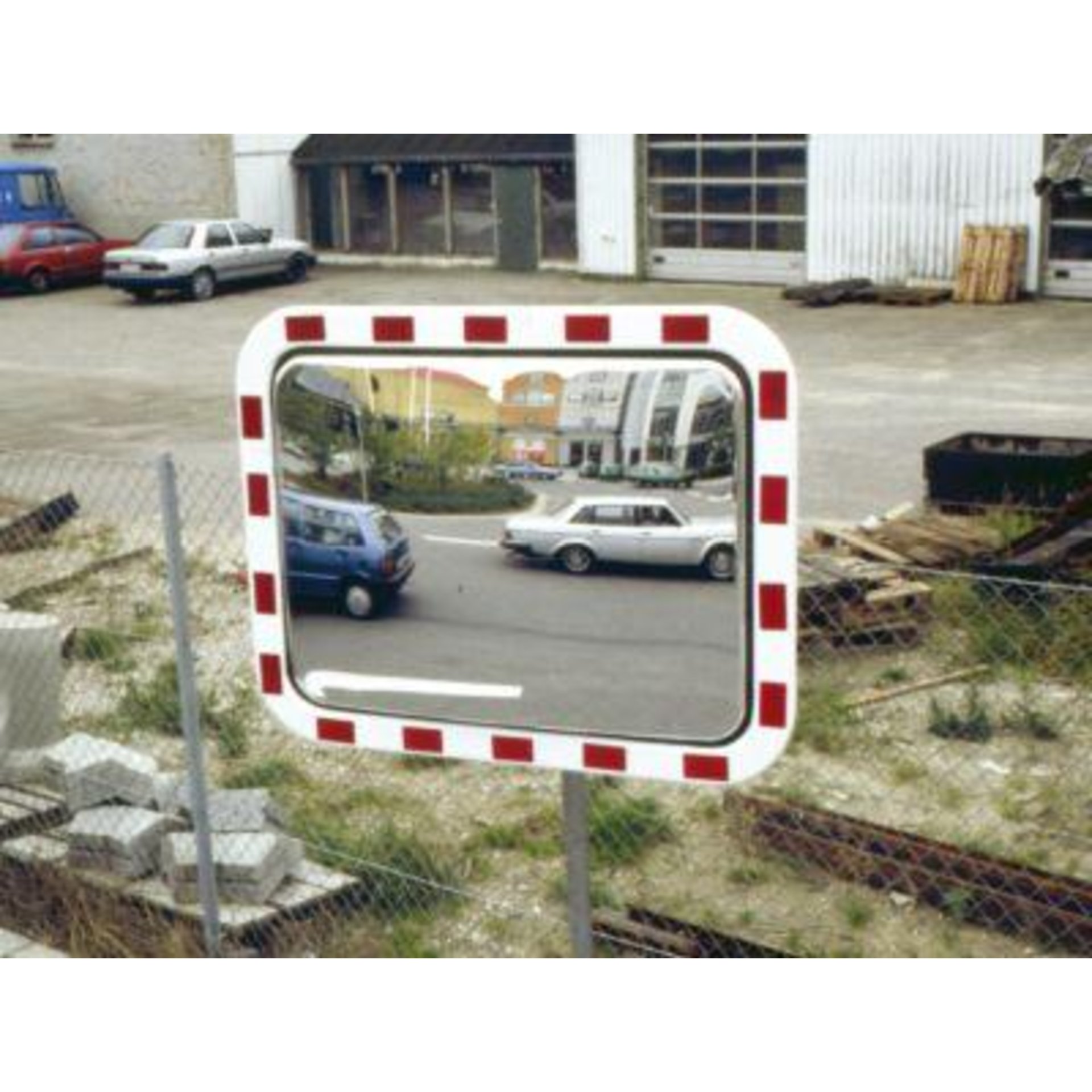 Verkehrs- und Beobachtungsspiegel