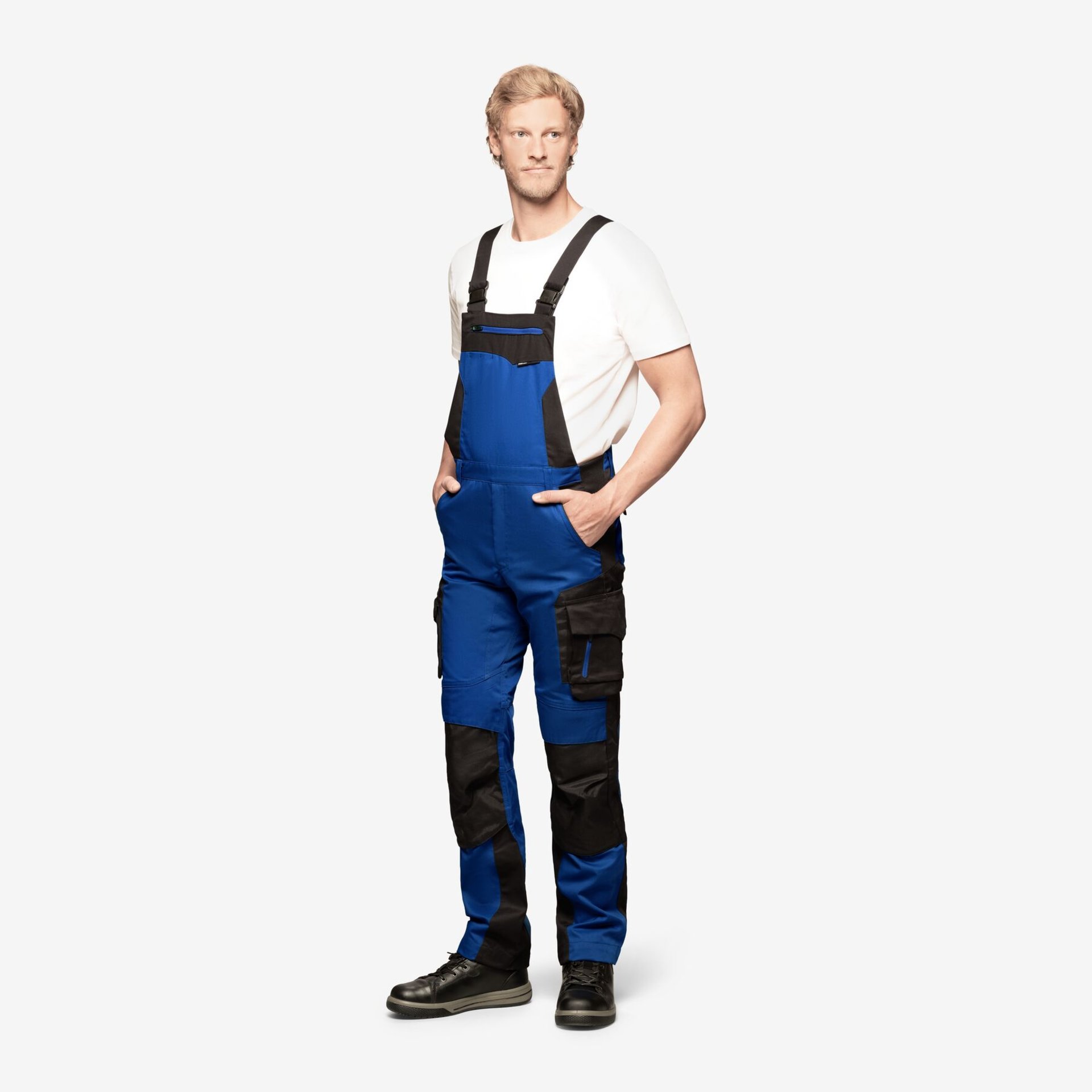 PASCAL Latzhose royalblau-schwarz 114