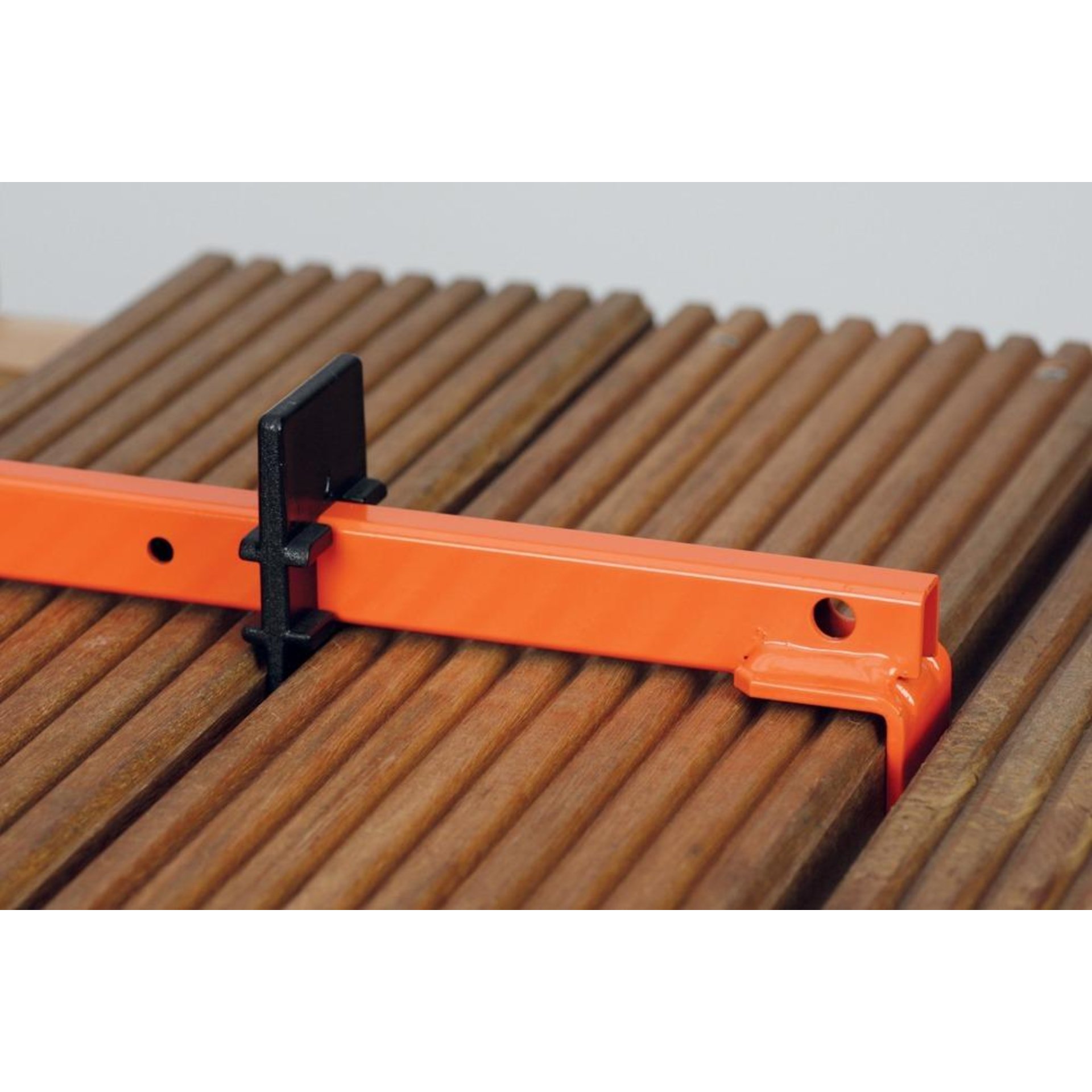 HECO Terrassendielenspanner