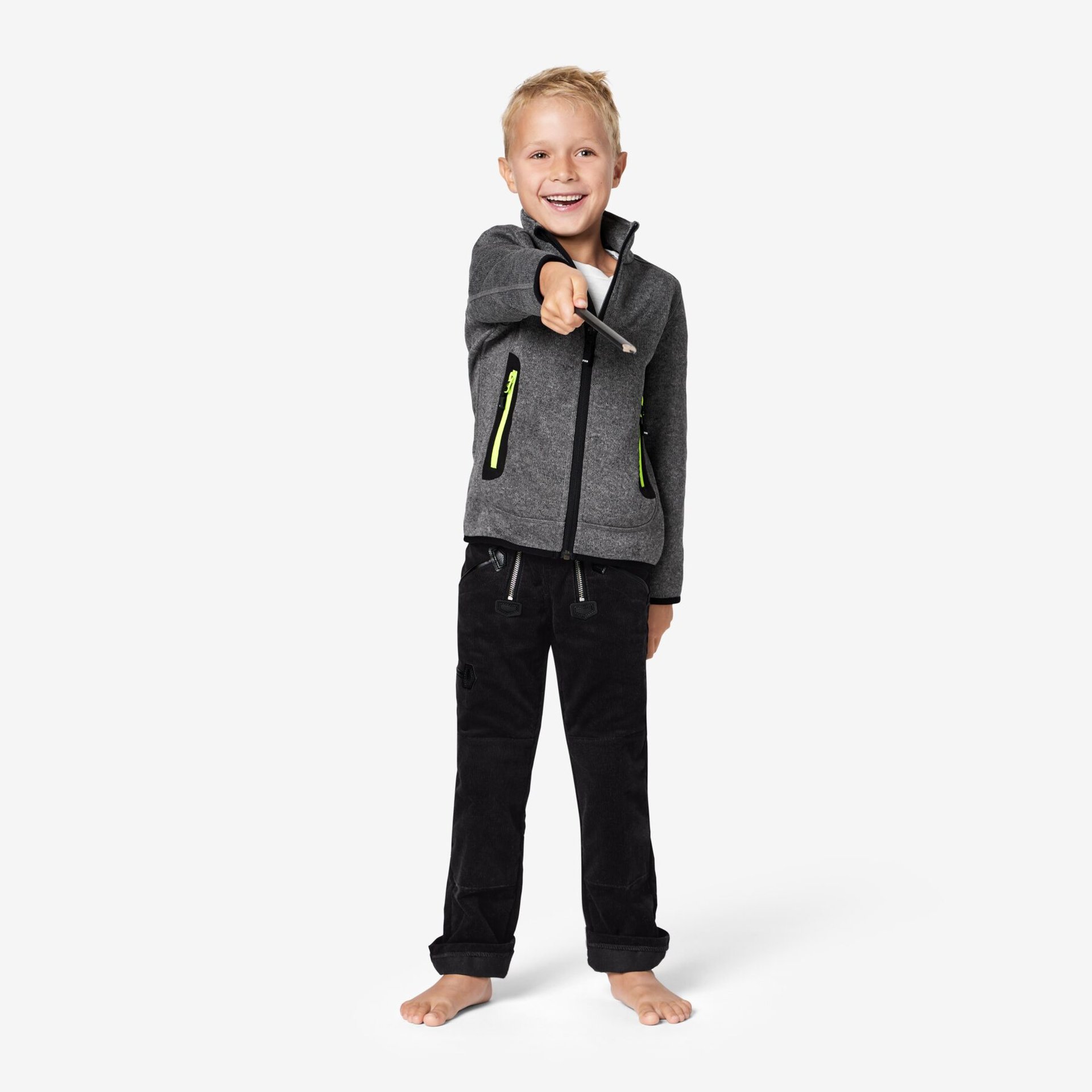 AUGUST Kinder-Zunfthose Zwirn-Feincord schwarz 164