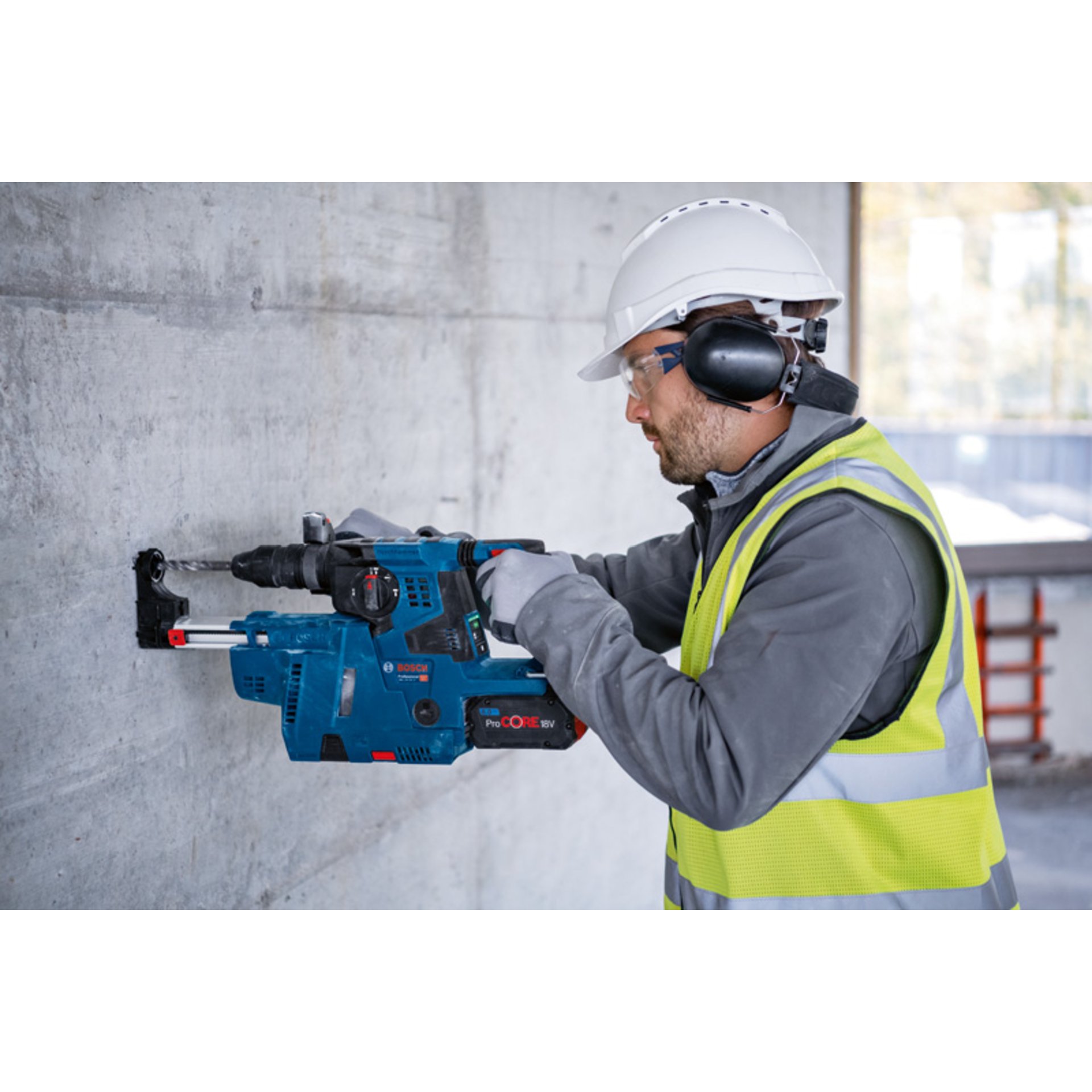 Akku-Bohrhammer mit SDS plus GBH 18V-28 CF in L-BOXX