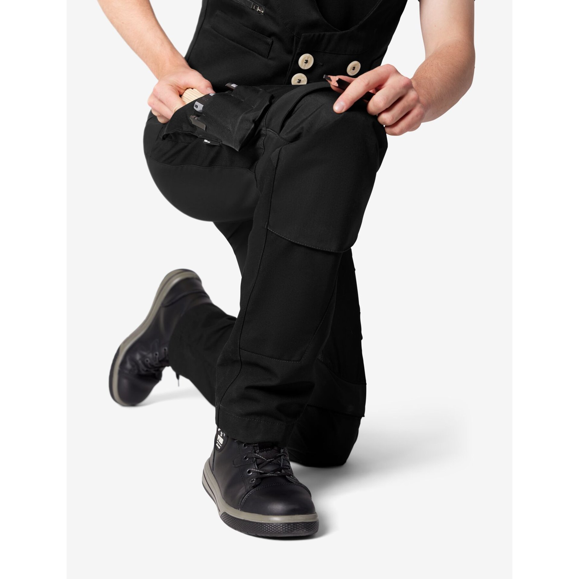 MAXI Zunfthose elastisch schwarz 42