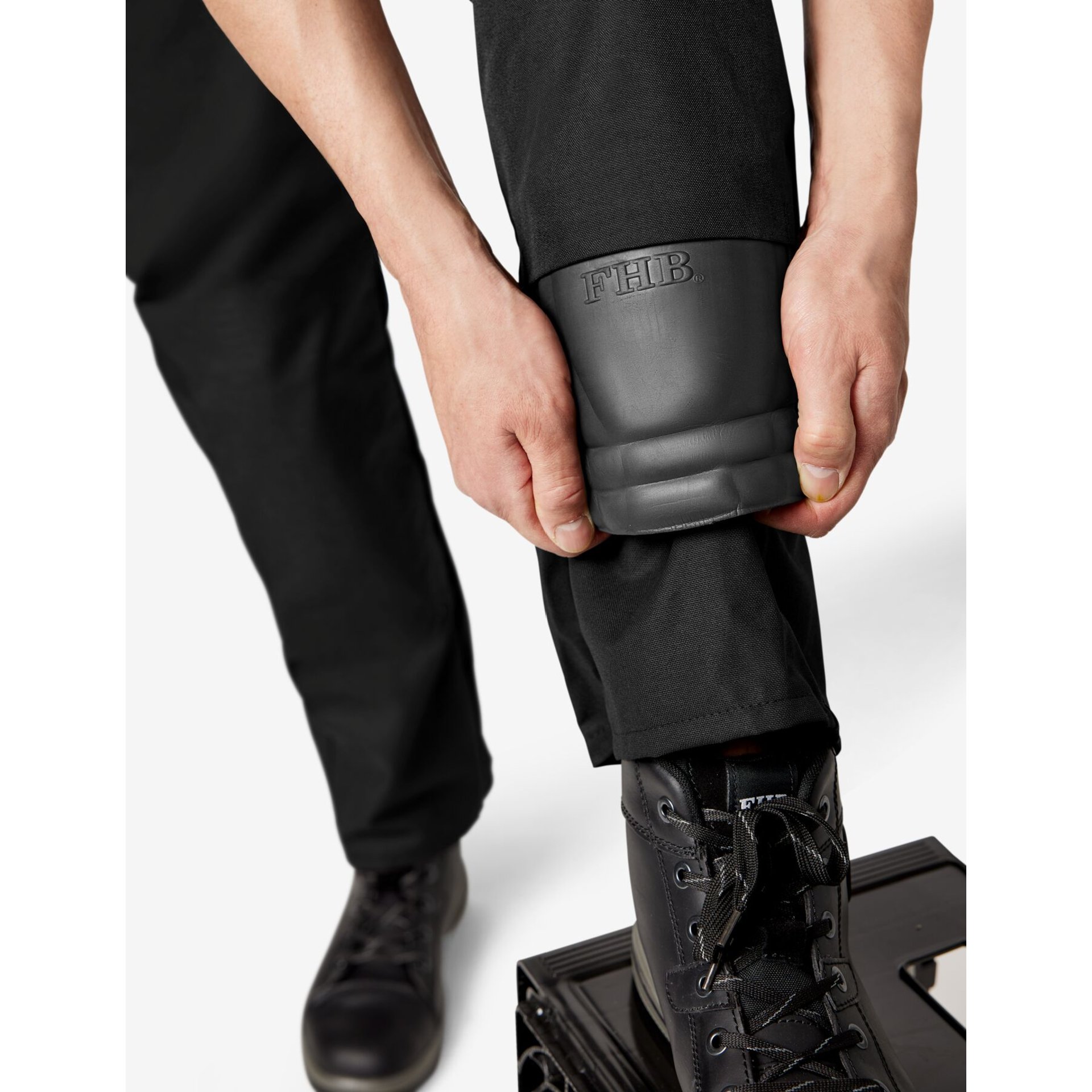 NILS Zunfthose Canvas und Cordura schwarz 46