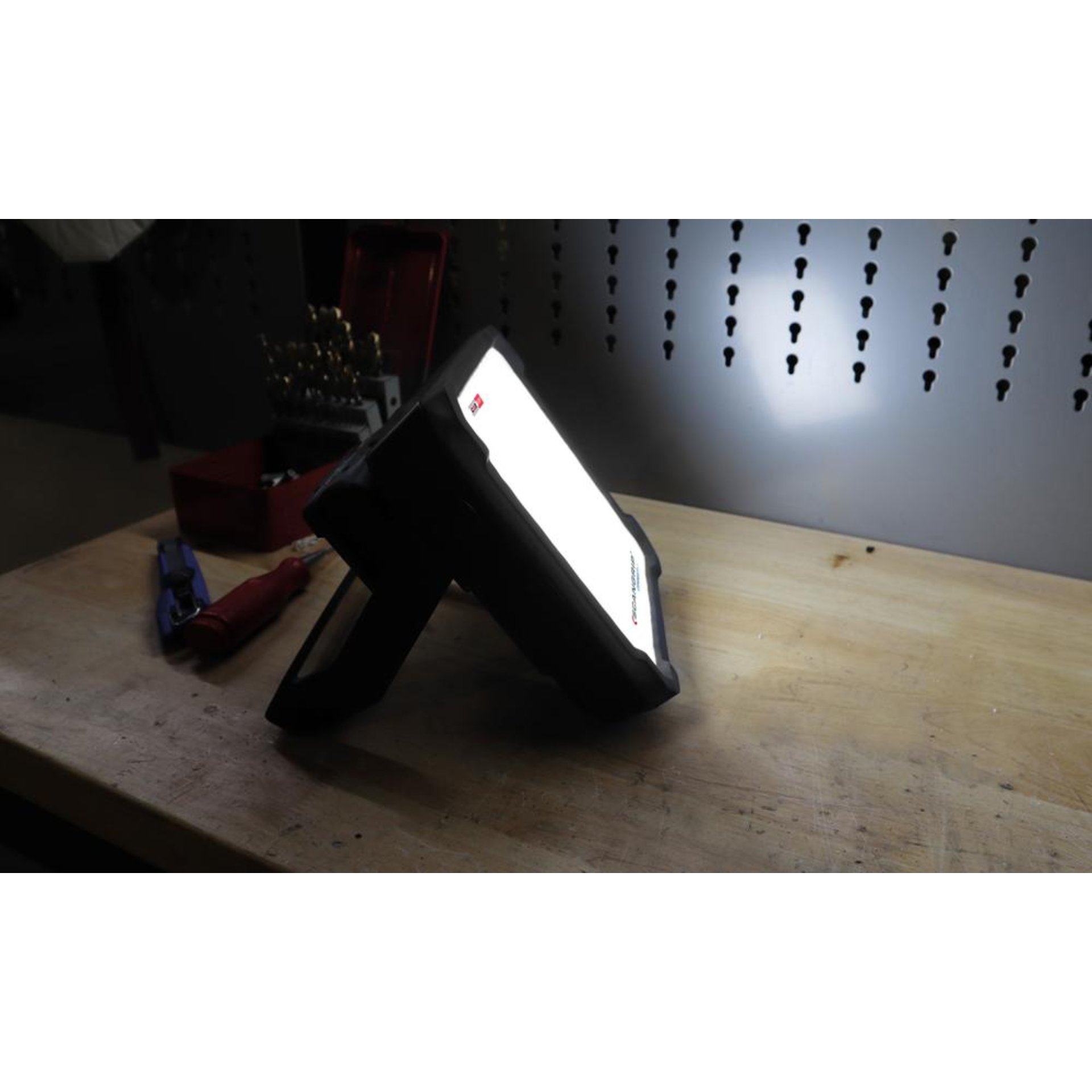 Akku-Baustrahler VEGA 2 CONNECT 1000-2000Lumen ohne Akku SCANGRIP