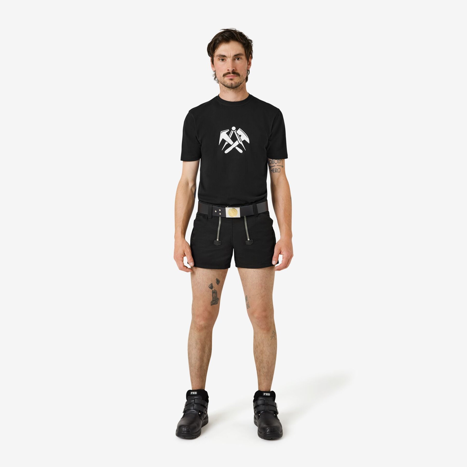 MAIK Zunft-Shorts extra kurz schwarz 58