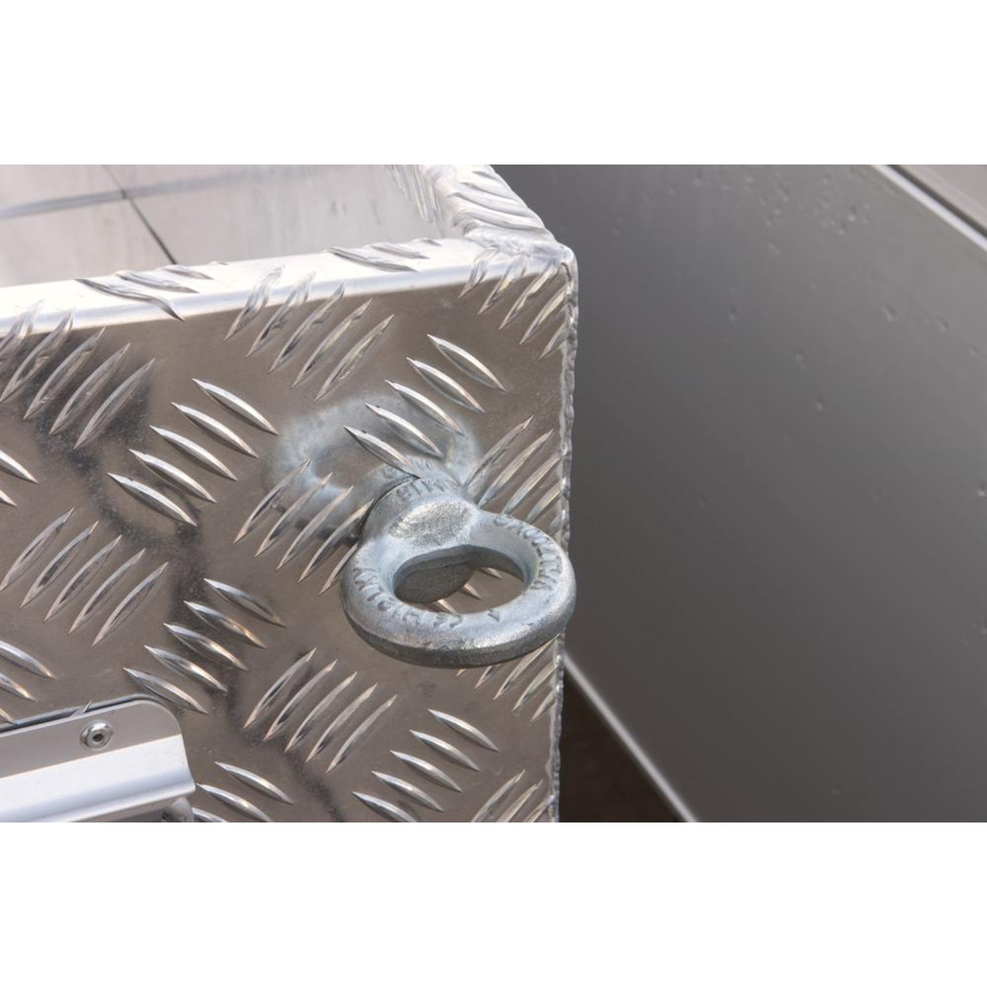 Individual-Box Set 1 B1700xT800xH850mm Volumen: 1028Liter