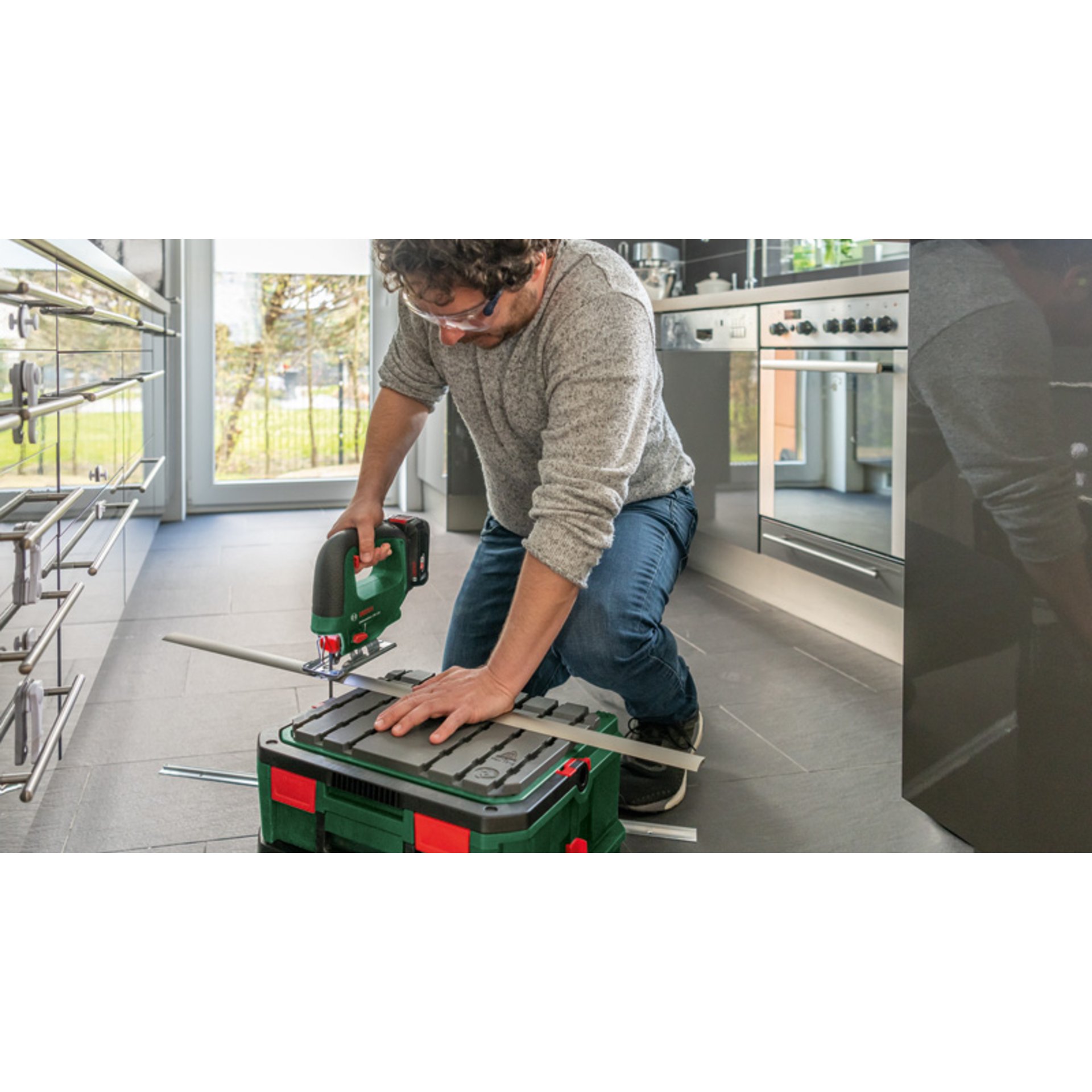 Akku-Stichsäge UniversalSaw 18V-100