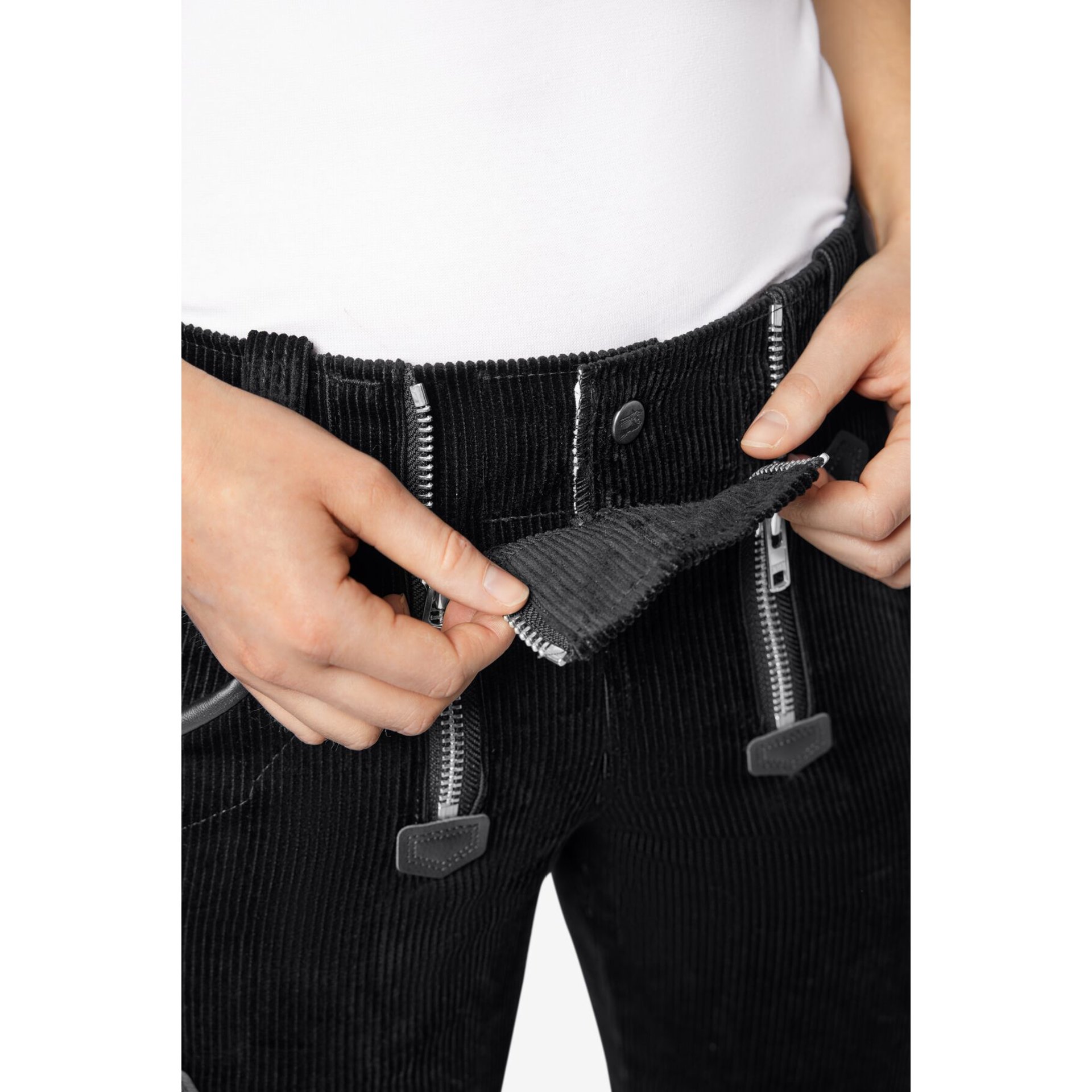 PAULINE Zunfthose Genuacord schwarz 44