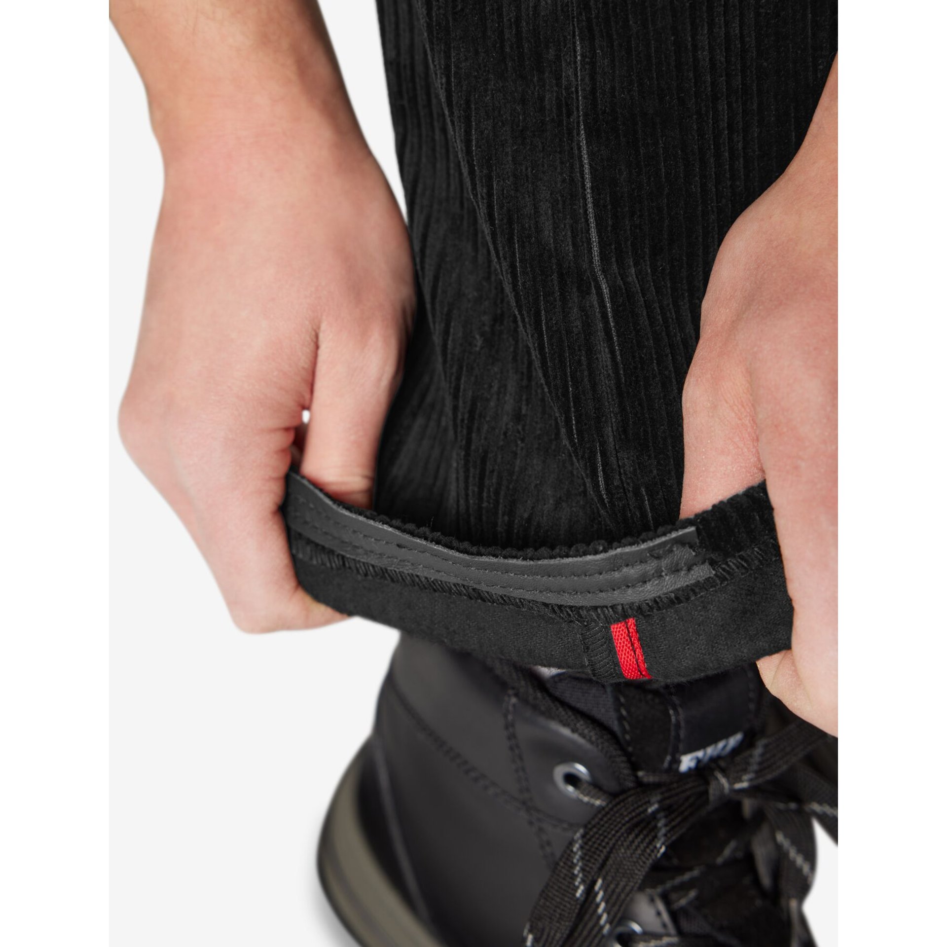 PETER Zunfthose Trenkercord Dreidraht schwarz 50