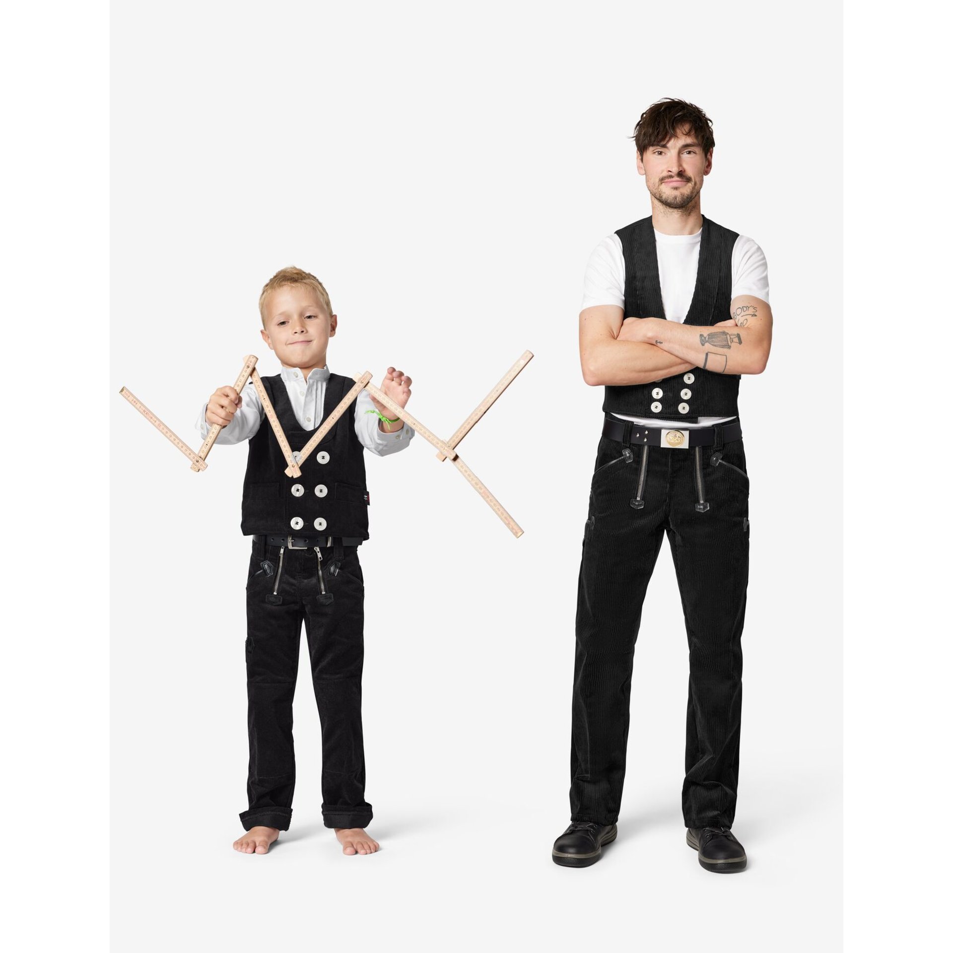 AUGUST Kinder-Zunfthose Zwirn-Feincord schwarz 164