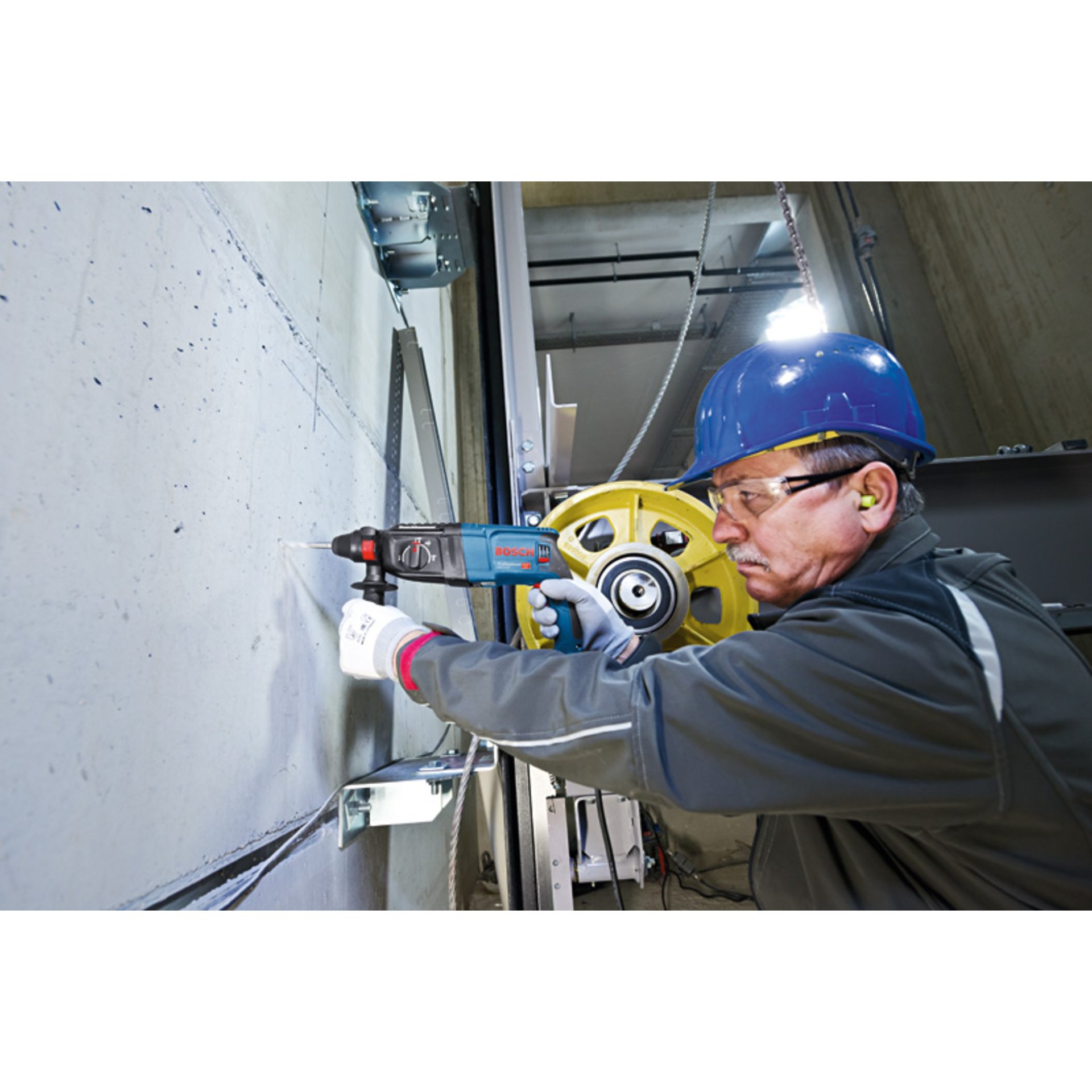 Bohrhammer mit SDS plus GBH 2-26 mit L-BOXX