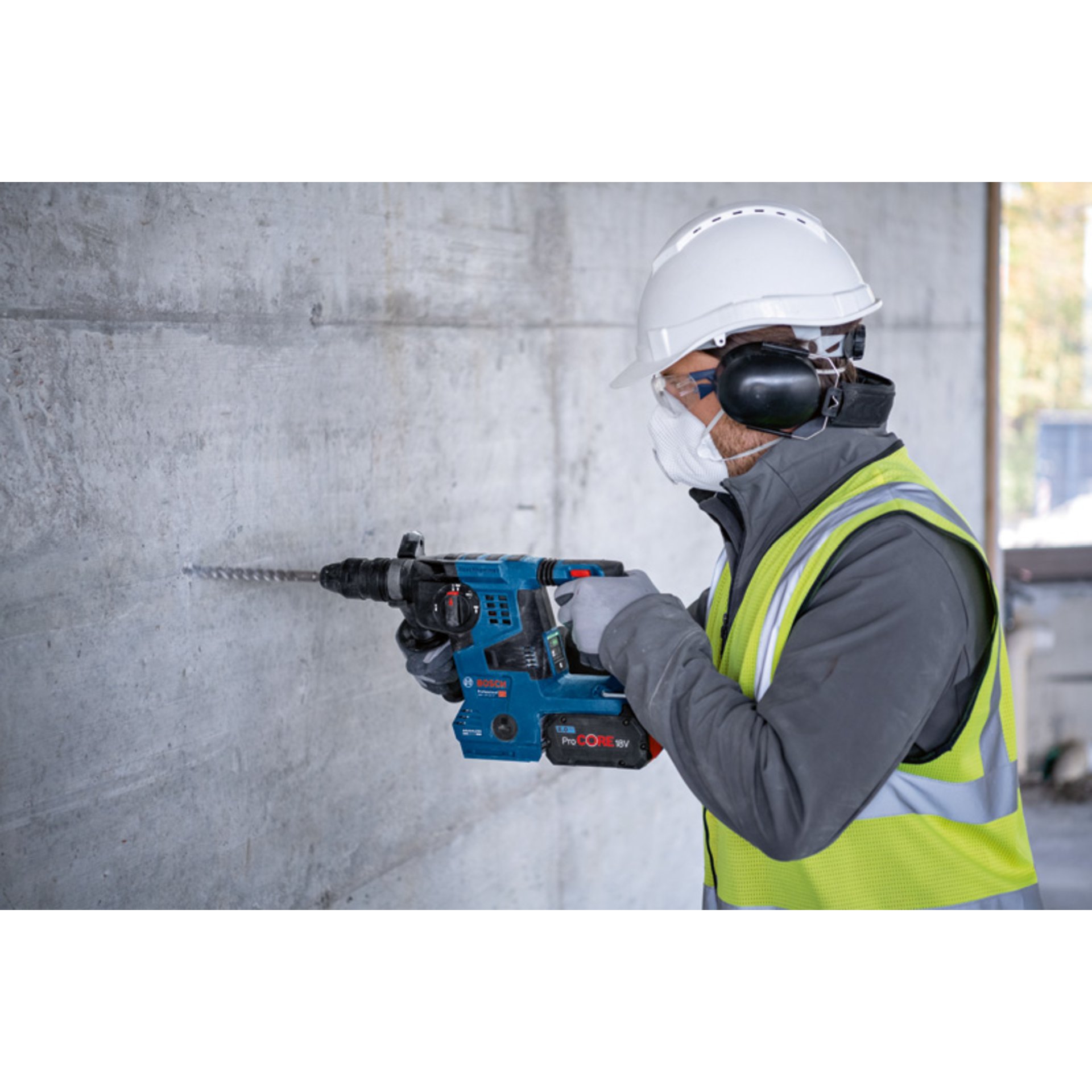 Akku-Bohrhammer mit SDS plus GBH 18V-28 CF in L-BOXX