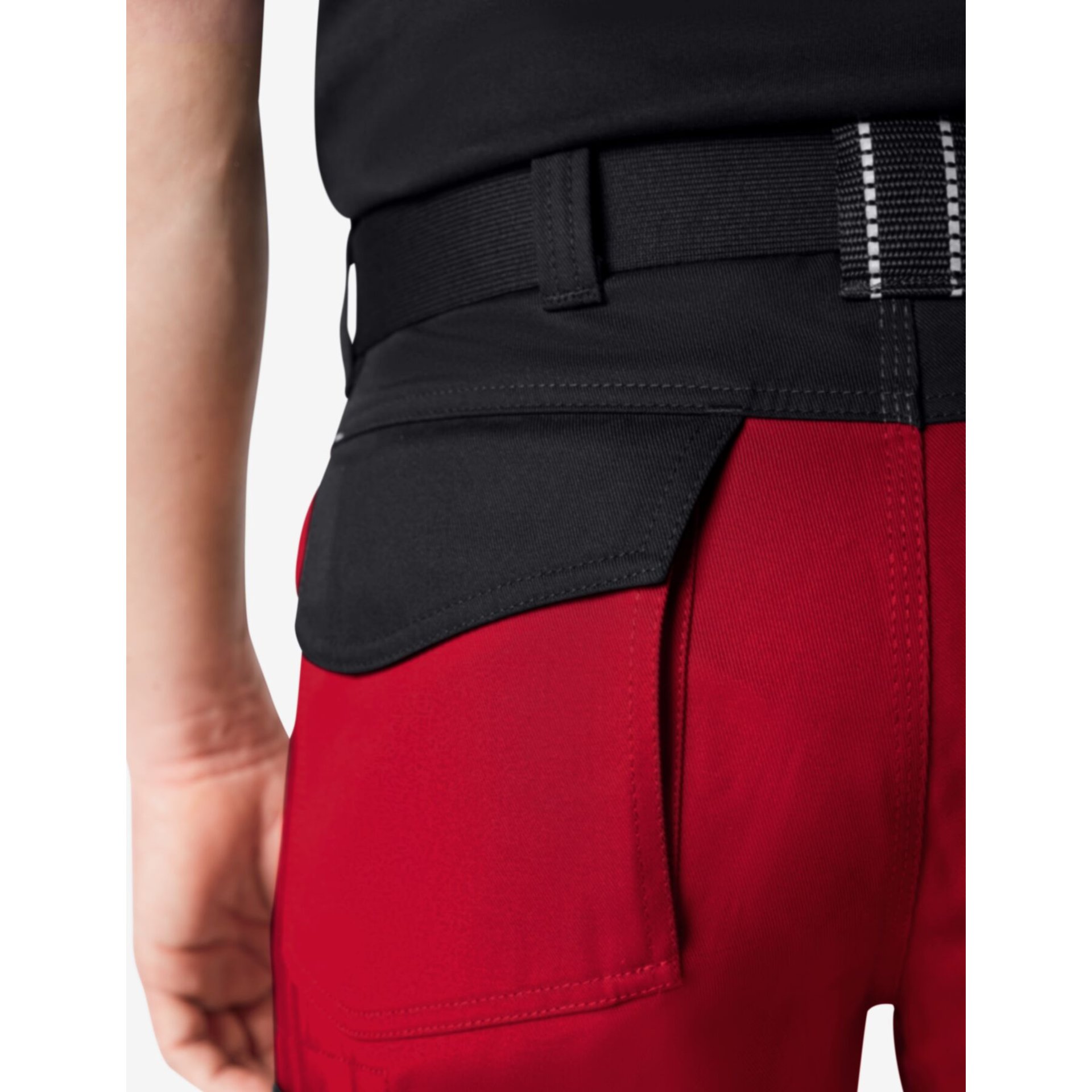 THEO Bermuda kurze Arbeitshose rot-schwarz Gr. 58