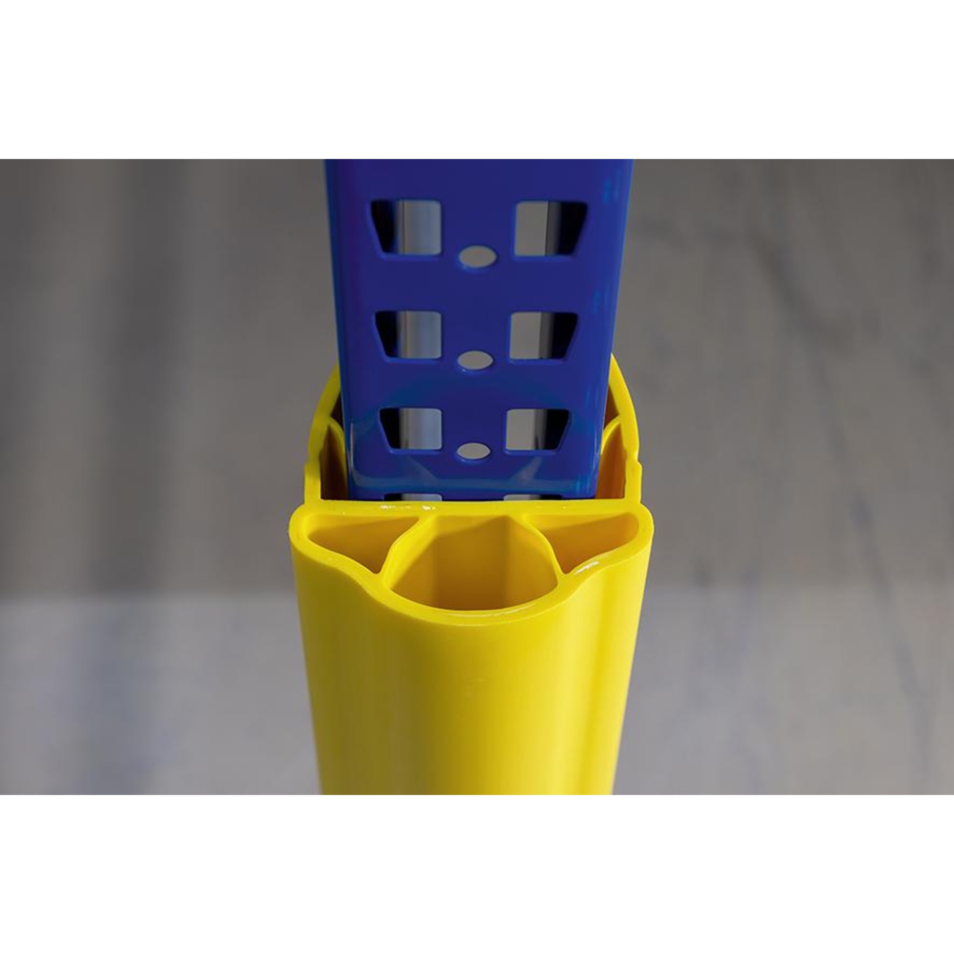 Regalanfahrschutz Alfa gelb H600 mm B100-125 mm